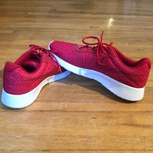 Nike Men’s Red Sneakers